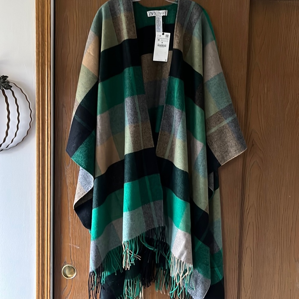 Zara cape
